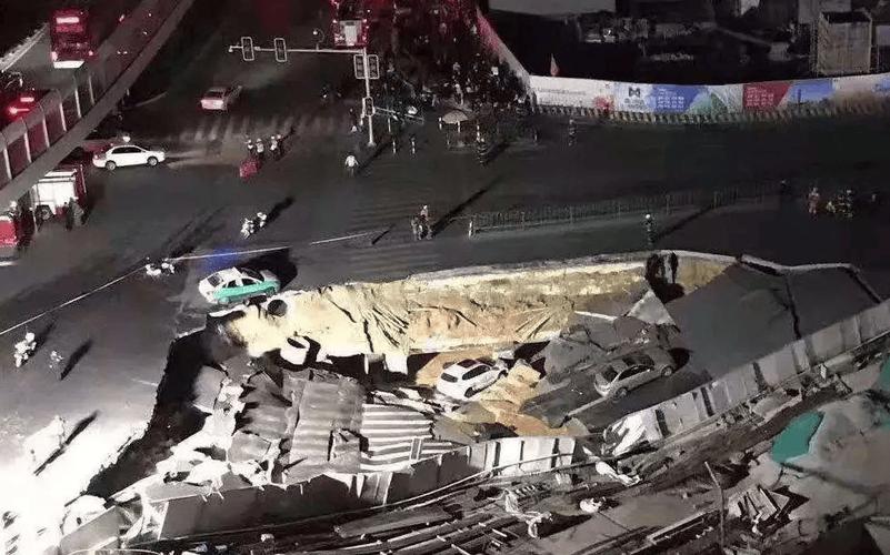 新澳门彩开奖结果今天和施工现场坍塌致3死与施工现场坍塌事故